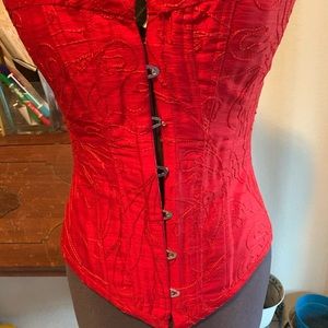 Corset handcrafted by me.